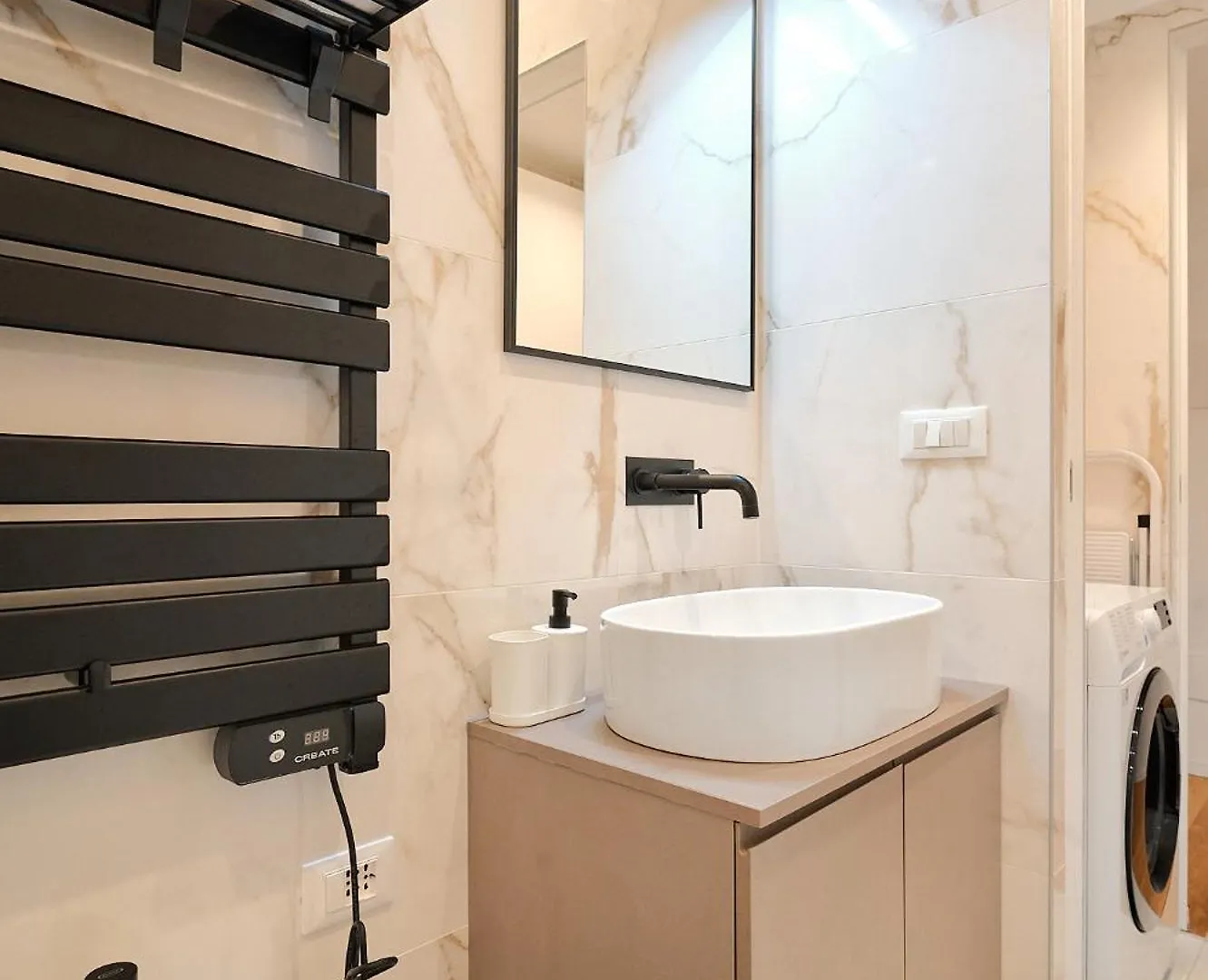 Apartment Appartamento Bonnet Corso Como Milan Italy